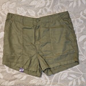 Sanctuary Green Cargo Shorts Relaxed Fit